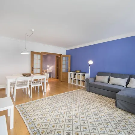 Lovelystay - Family Modern Apartment Lissabon